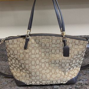 Coach Satchel in Signature Jacquard